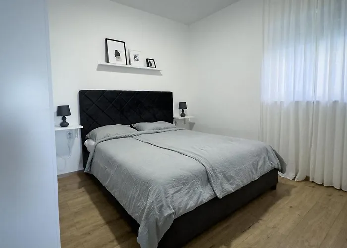 Adria Apartamento *